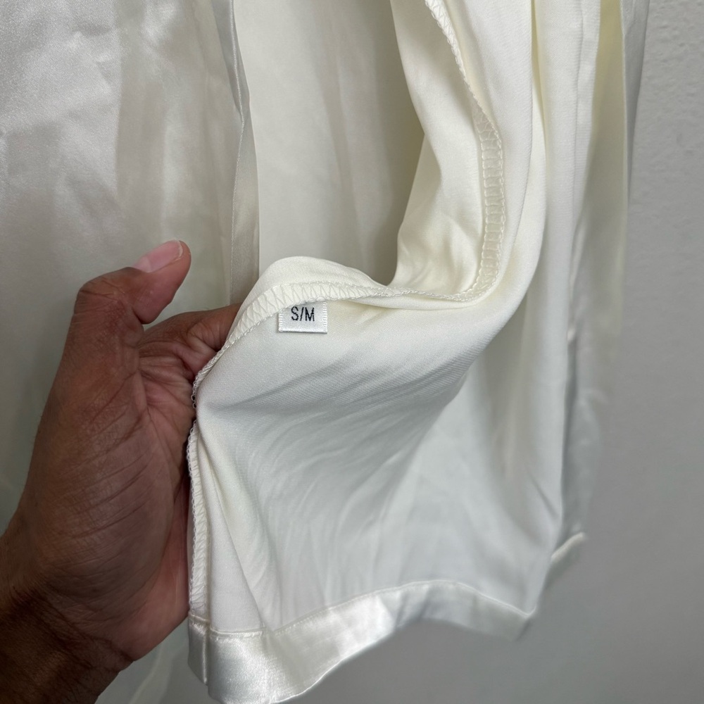 Ivory Bride Satin Robe - Picture 4 of 10